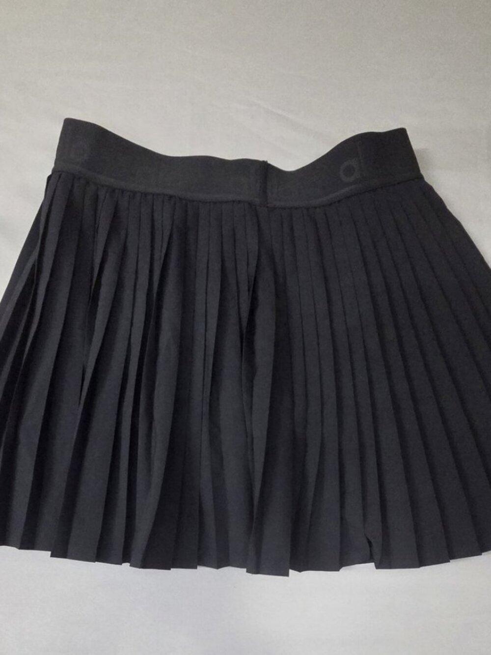 Alo Yoga M Black Tennis Pleated Mini Skirt